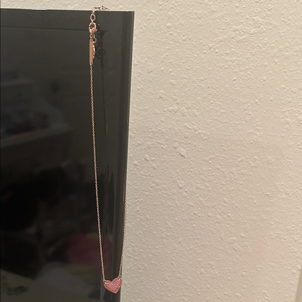 Kendra Scott Ari Pink Heart Necklace